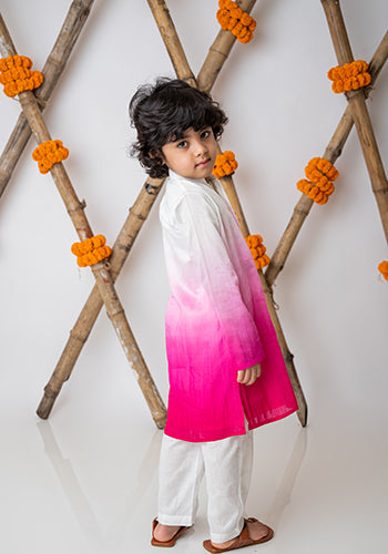 Fuschia Shaded kurta with motif set for boys