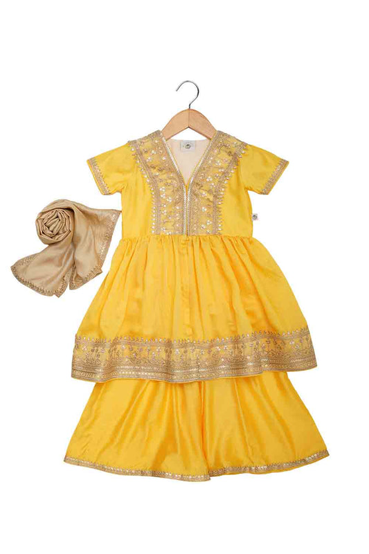 Delicate lace palazzo set for girls