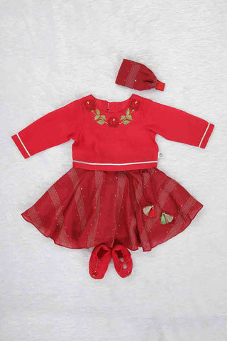 Embroidered infant girls jamna set