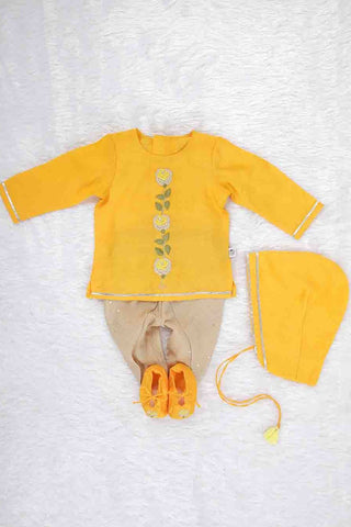 Embroidered infant boys jamna set